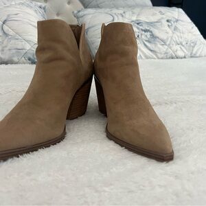 Steve Madden Tan Suede Ankle Booties